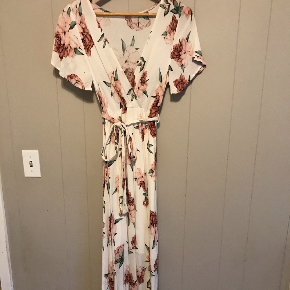 Maxi tie waist floral dress